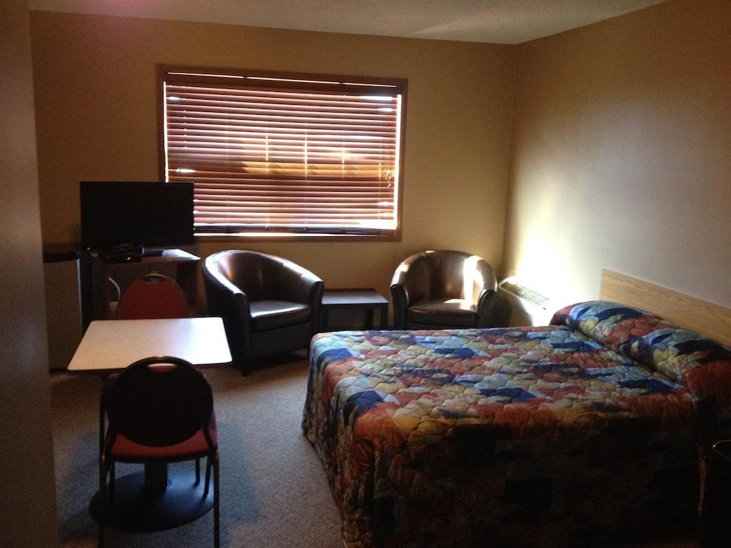 Chubby'S Bar & Motel Belle Plaine Δωμάτιο φωτογραφία
